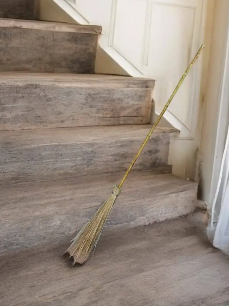 Hard Broom Heavy With Bamboo 