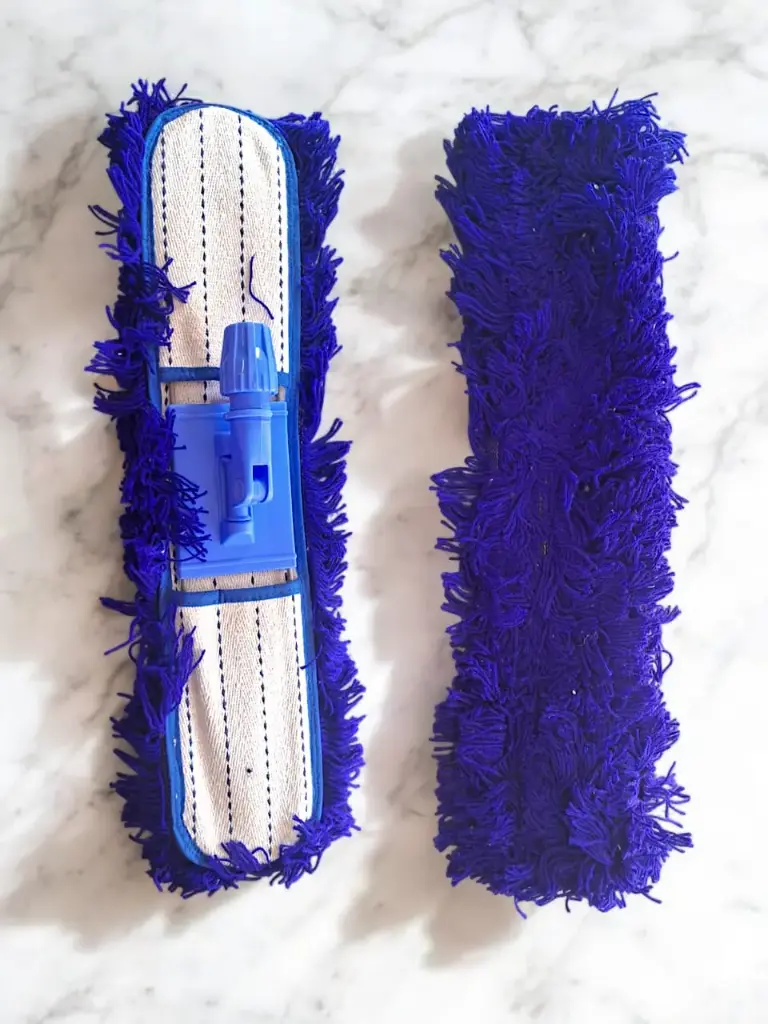 Dry Mop Medium (24Inch)